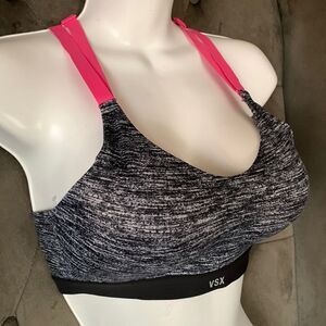 Victoria’s Secret X Sport Lightly Lined No Wire Sports Bra 34B